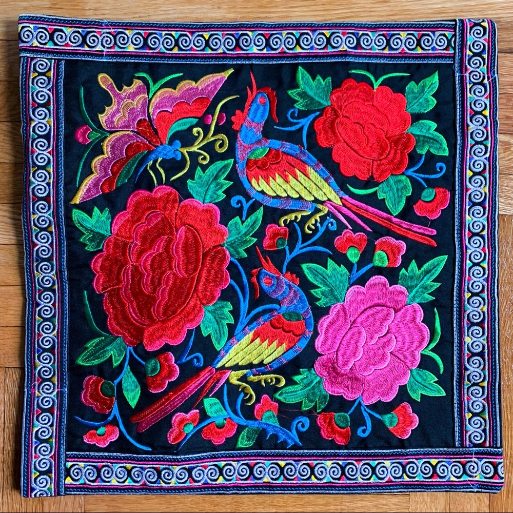 2 Handmade Decorative Bird Throw Pillow Cases (2)